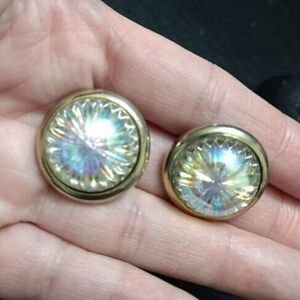 Emmons Vintage gold tone clip on earrings